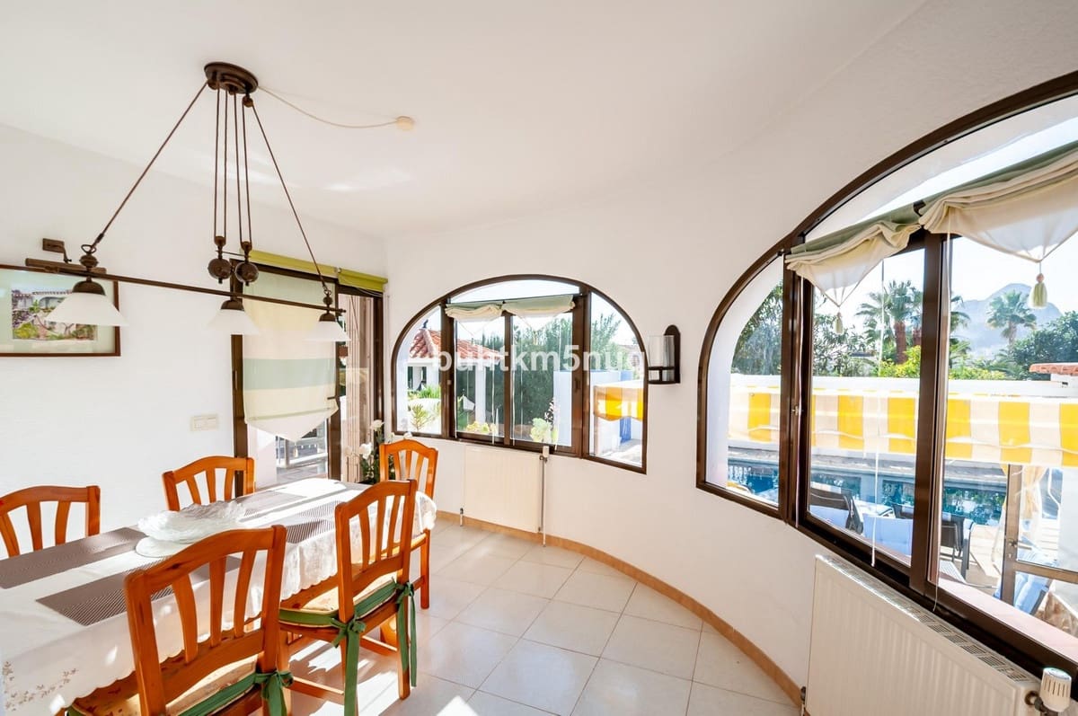 3 soverom Villa til salgs i Calpe / Calp - € 545 000 (Ref: 9643160)