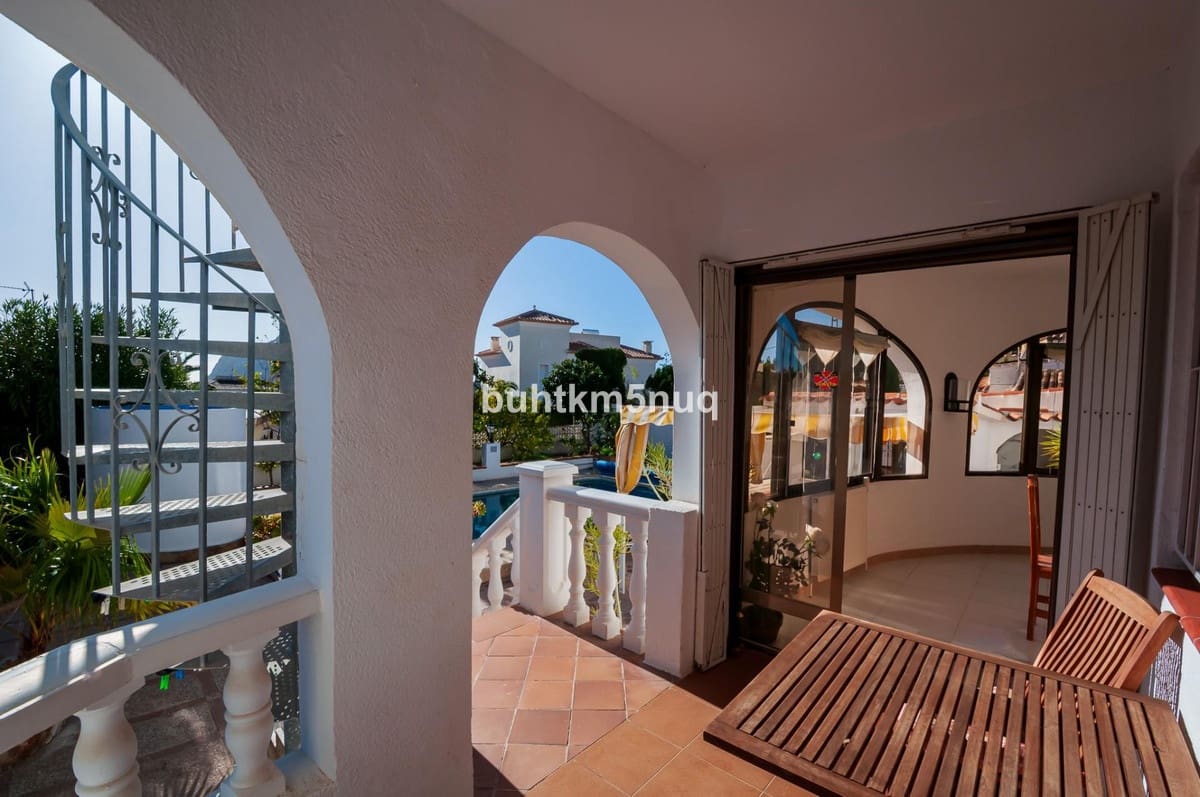 3 soverom Villa til salgs i Calpe / Calp - € 545 000 (Ref: 9643160)