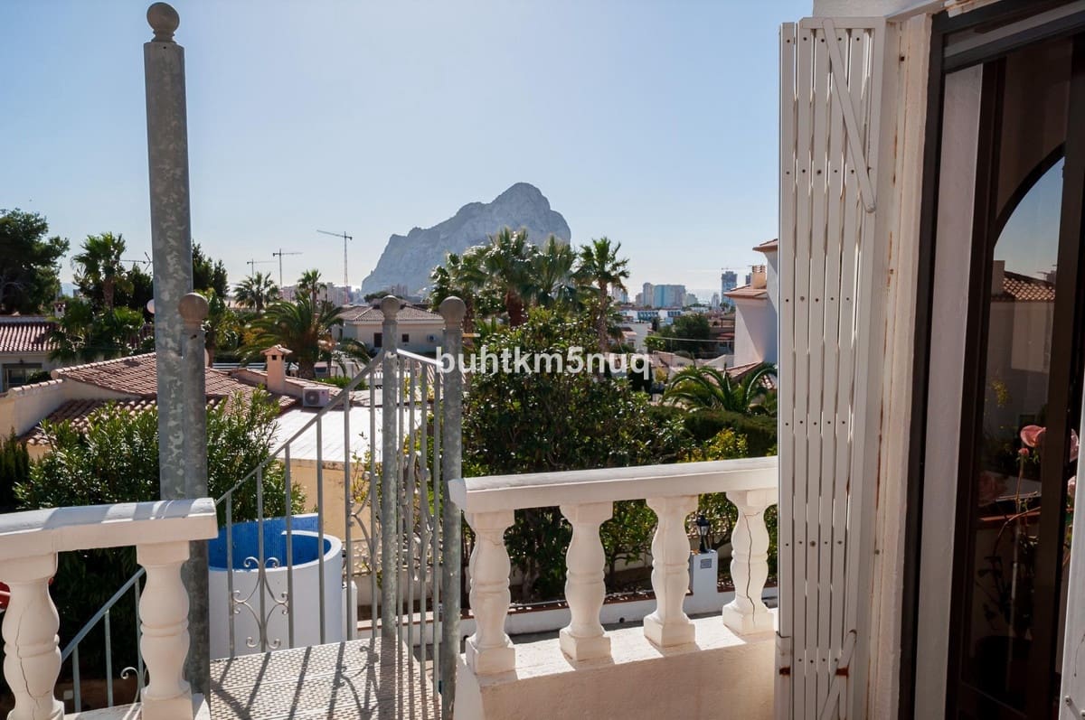 3 soverom Villa til salgs i Calpe / Calp - € 545 000 (Ref: 9643160)