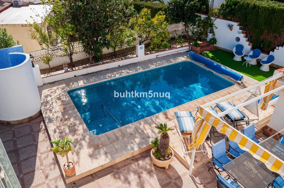 3 soverom Villa til salgs i Calpe / Calp - € 545 000 (Ref: 9643160)