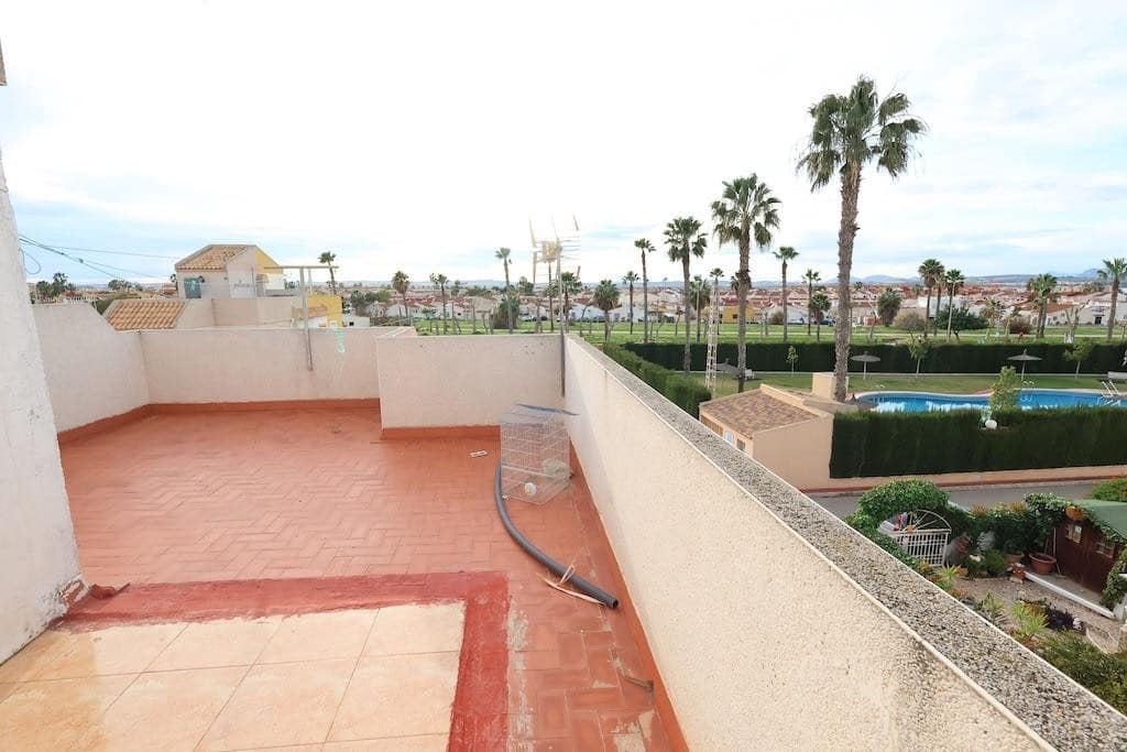 Casa de 3 habitaciones en Torrevieja en venta - 205.000 € (Ref: 9643161)