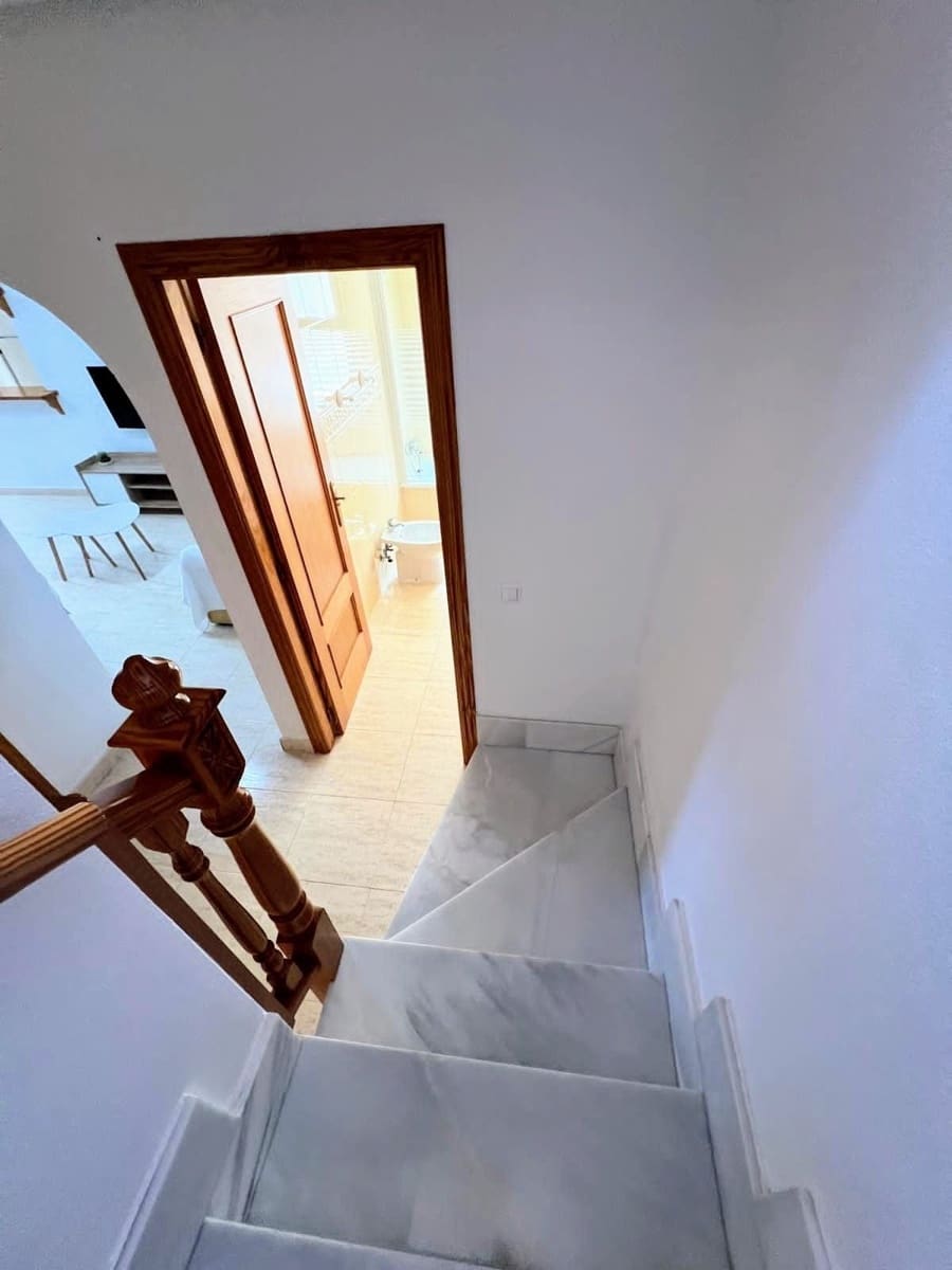 Ático de 2 habitaciones en Pilar de la Horadada en venta - 220.000 € (Ref: 9643165)