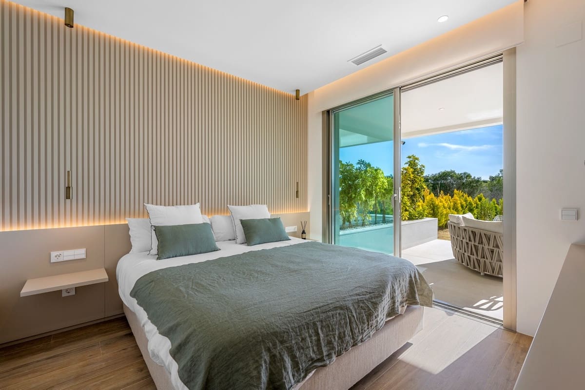 3 slaapkamer Appartement te koop in Las Colinas Golf - € 1.199.000 (Ref: 9643170)