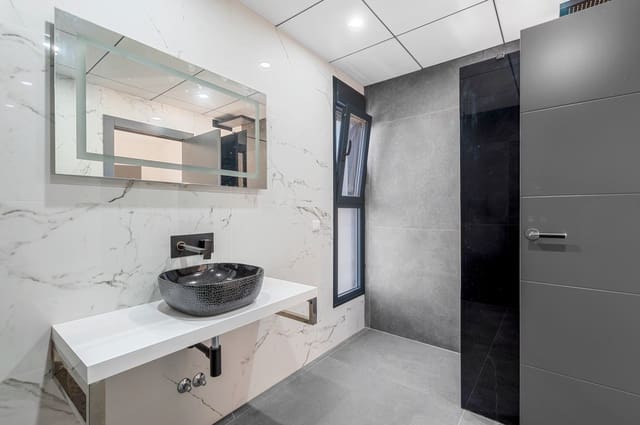 4 makuuhuone Huvila myytävänä paikassa Dehesa de Campoamor, Orihuela - 985 000 € (Ref: 9643179)