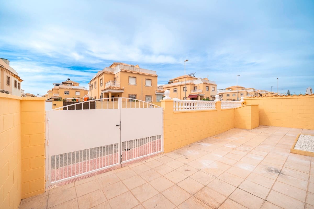 3 soveværelse Lejlighed til salg i Ciudad Quesada - € 289.000 (Ref: 9643185)