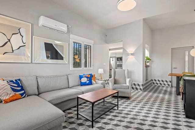 Casa de 3 habitaciones en Centro, Elche / Elx en venta - 385.000 € (Ref: 9643189)