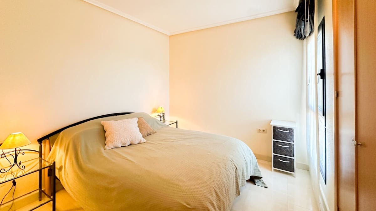 2 chambre Appartement à vendre à Villamartin - 235 000 € (Ref: 9643199)