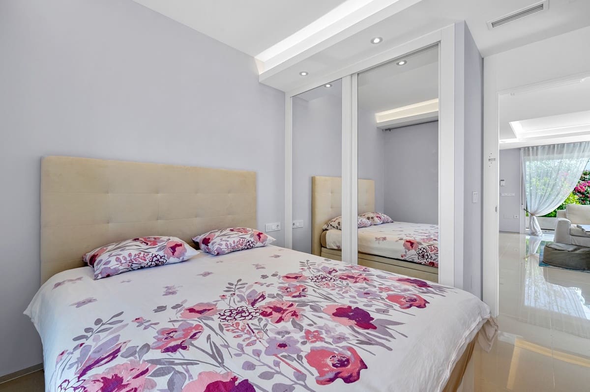 Casa de 3 habitaciones en Doña Pepa en venta - 379.000 € (Ref: 9643204)