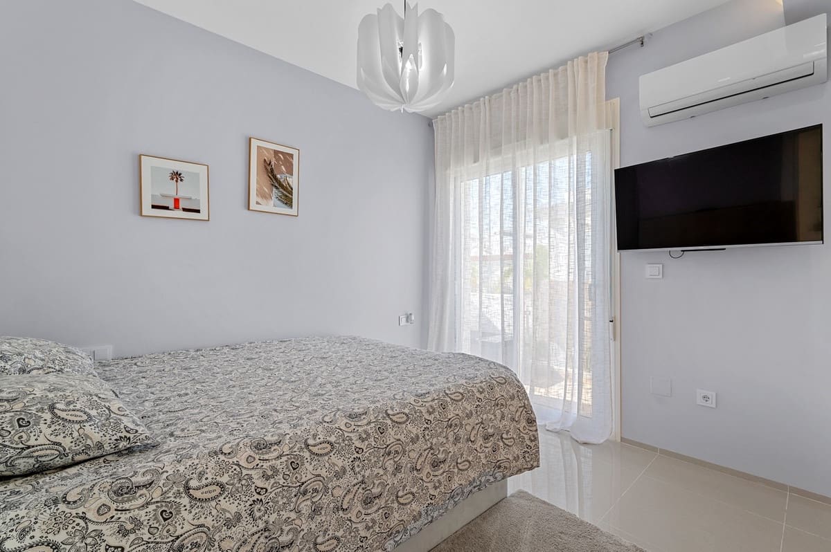 Casa de 3 habitaciones en Doña Pepa en venta - 379.000 € (Ref: 9643204)