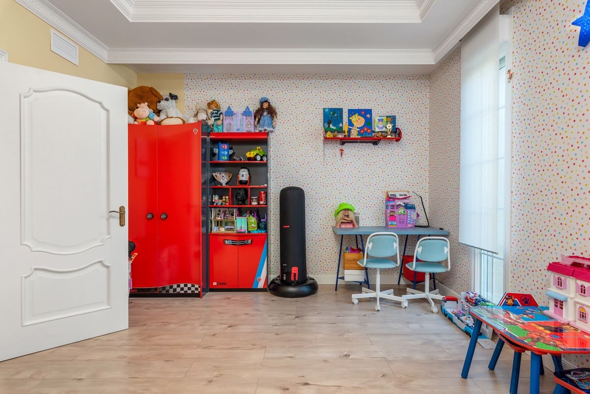 5 quarto Moradia para venda em Dona Pepa - 1 100 000 € (Ref: 9643205)