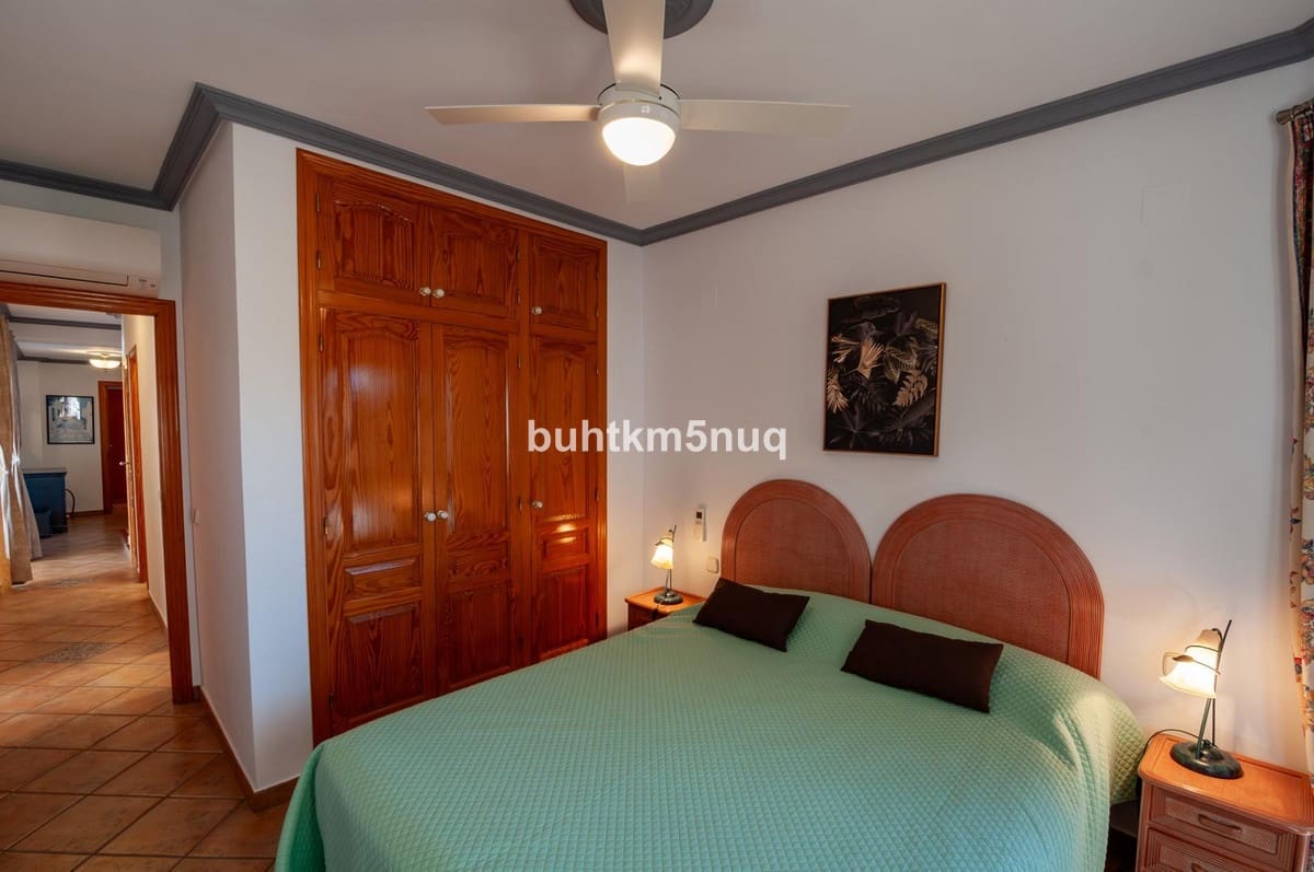 4 soveværelse Villa til salg i Calpe / Calp - € 780.000 (Ref: 9643207)