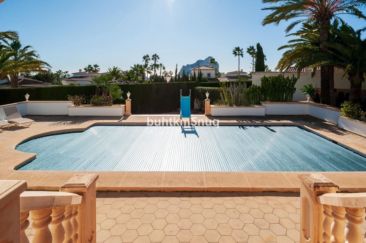 4 soveværelse Villa til salg i Calpe / Calp - € 780.000 (Ref: 9643207)
