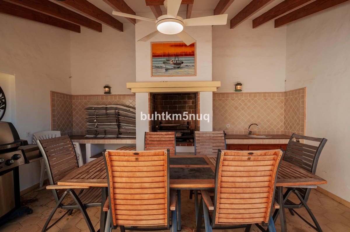 4 soveværelse Villa til salg i Calpe / Calp - € 780.000 (Ref: 9643207)