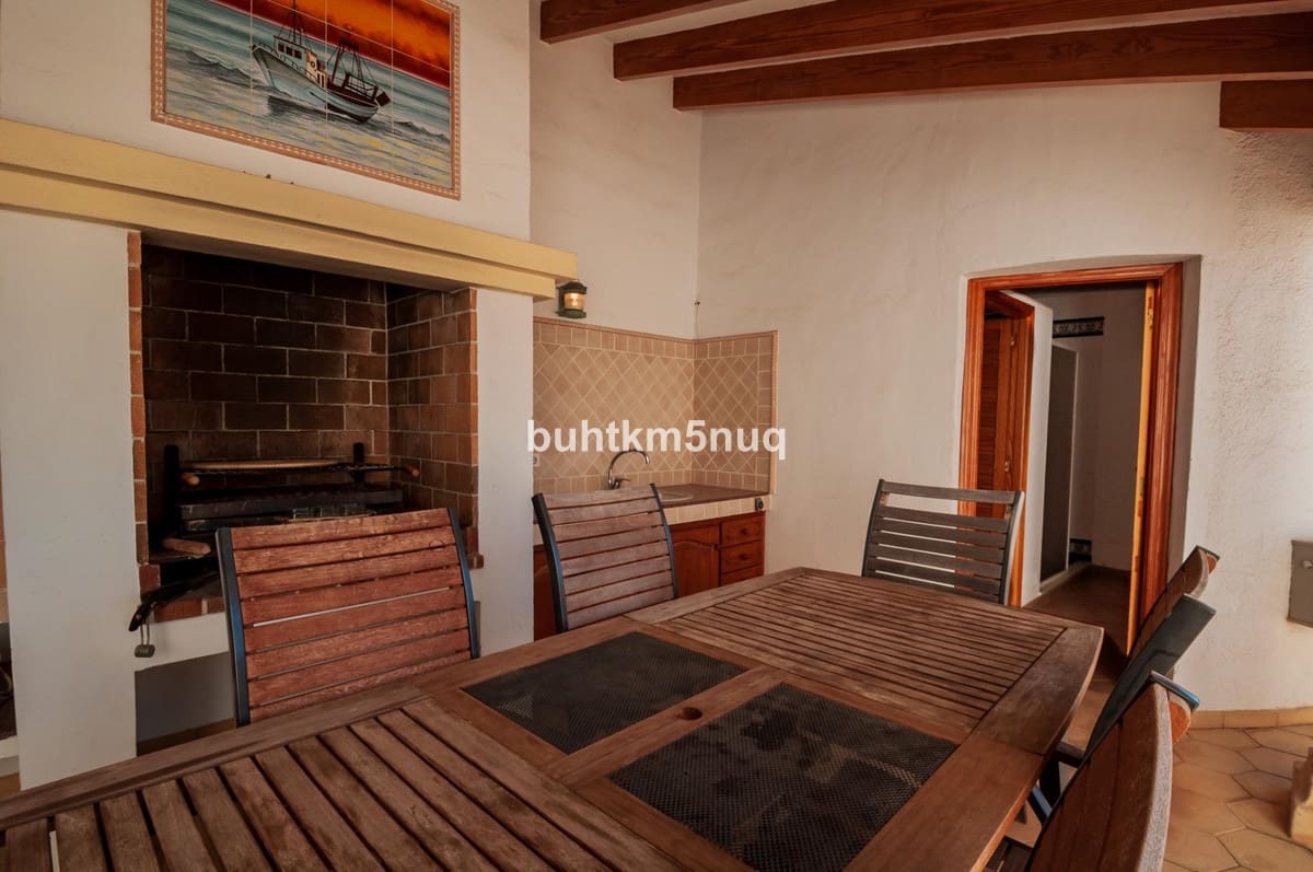 4 soveværelse Villa til salg i Calpe / Calp - € 780.000 (Ref: 9643207)