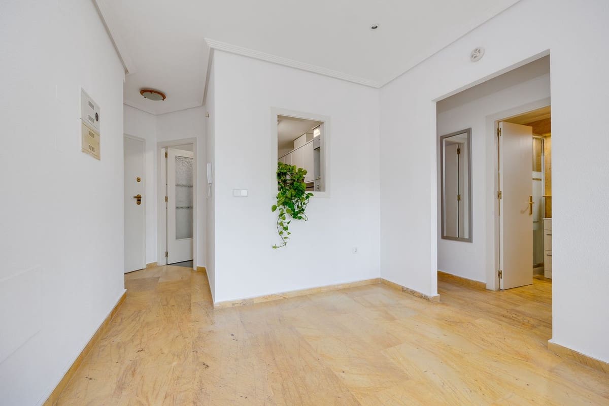 2 sovrum Lägenhet till salu i Orihuela Costa med garage - 229 000 € (Ref: 9643607)