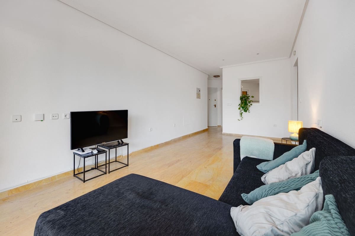 2 sovrum Lägenhet till salu i Orihuela Costa med garage - 229 000 € (Ref: 9643607)