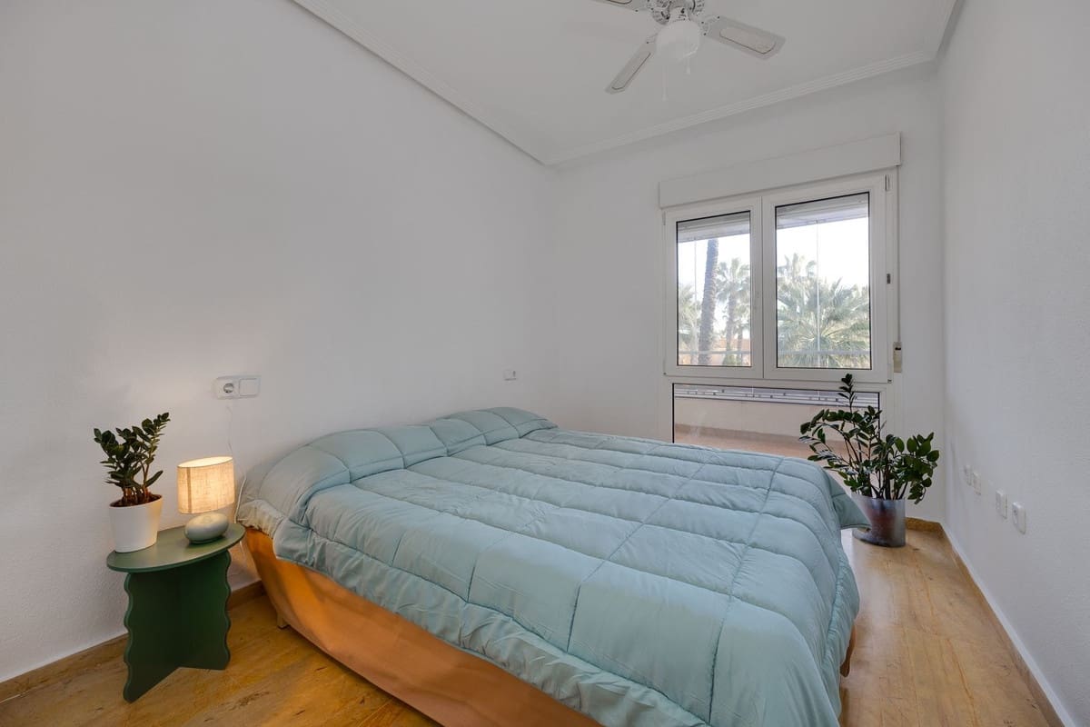 2 sovrum Lägenhet till salu i Orihuela Costa med garage - 229 000 € (Ref: 9643607)