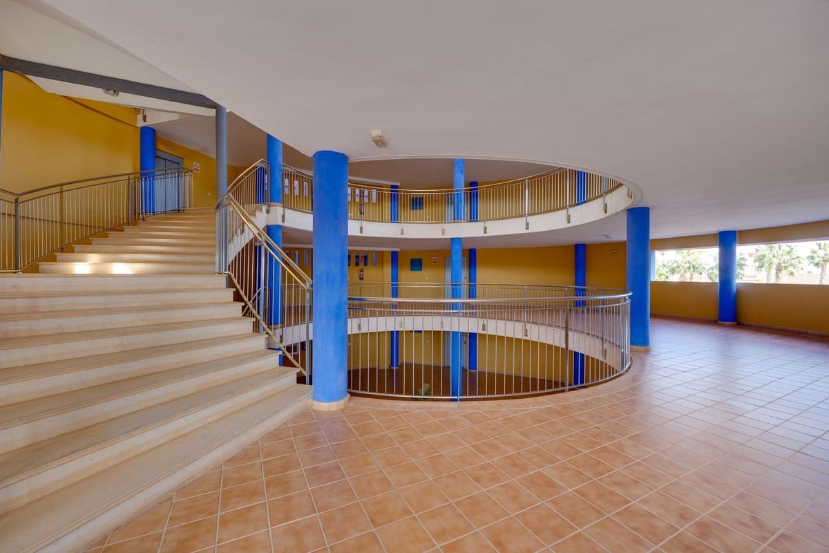 2 sovrum Lägenhet till salu i Orihuela Costa med garage - 229 000 € (Ref: 9643607)