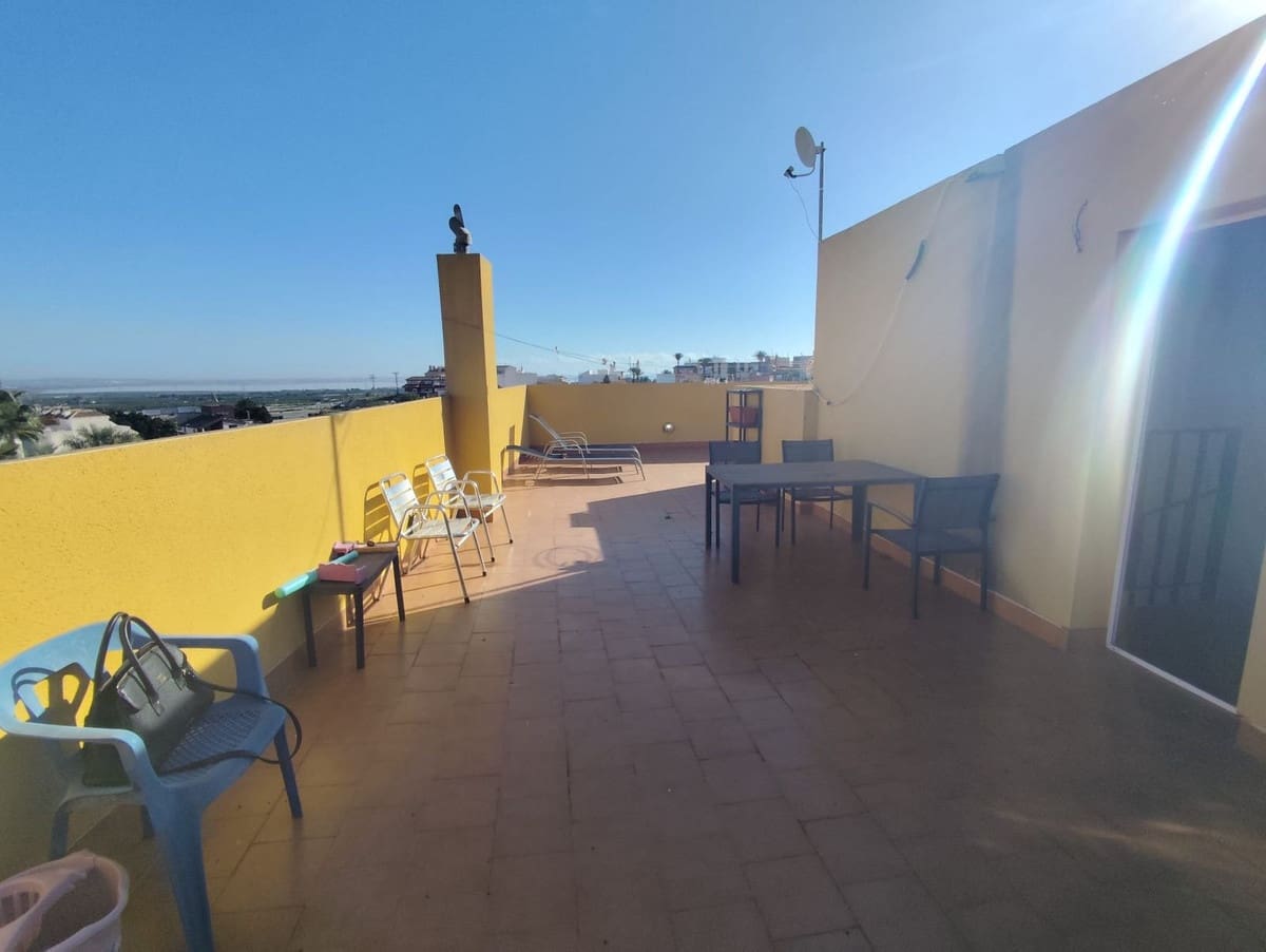 7 Zimmer Villa zu verkaufen in San Miguel de Salinas - 249.000 € (Ref: 9643608)