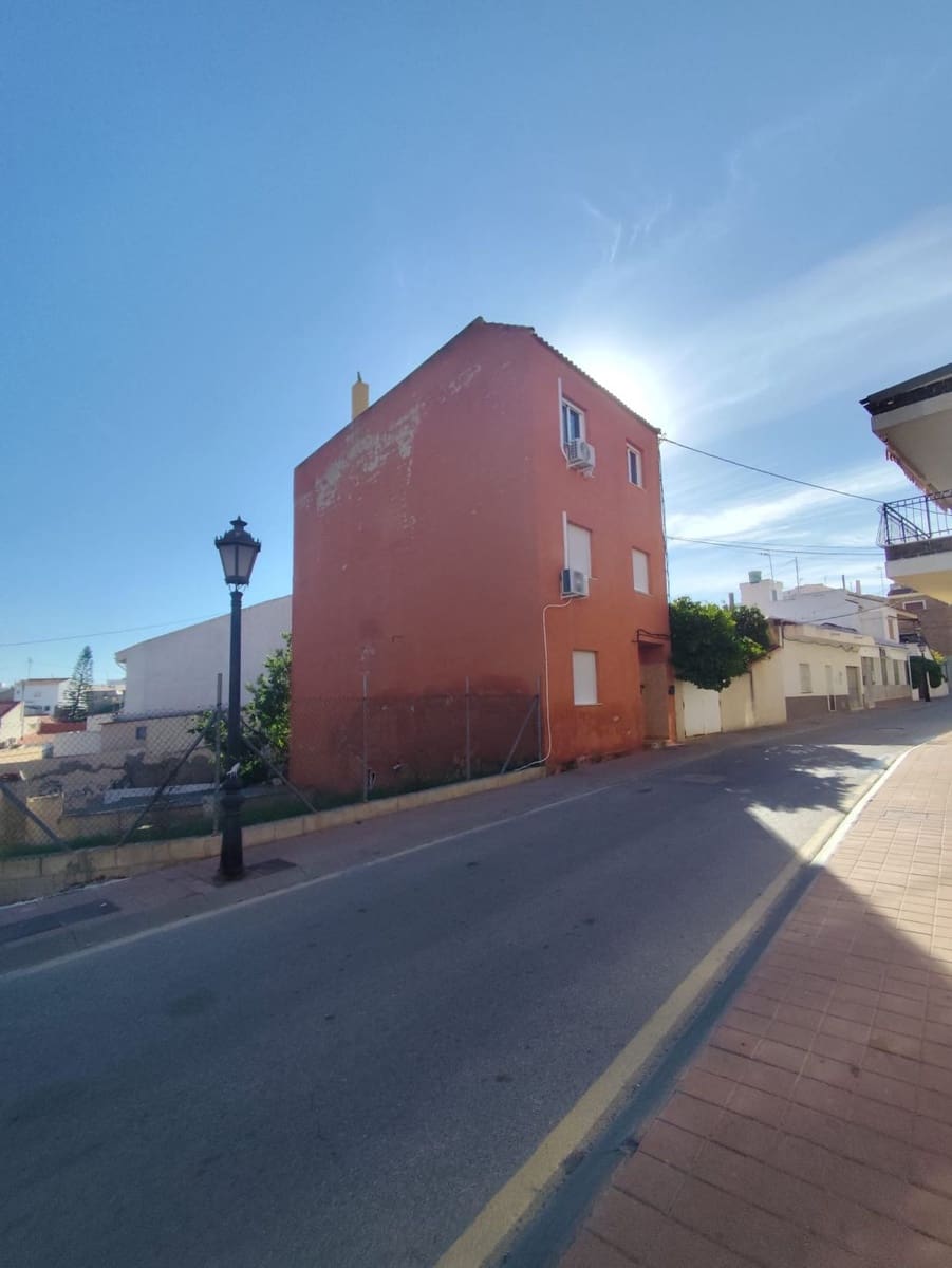 7 Zimmer Villa zu verkaufen in San Miguel de Salinas - 249.000 € (Ref: 9643608)