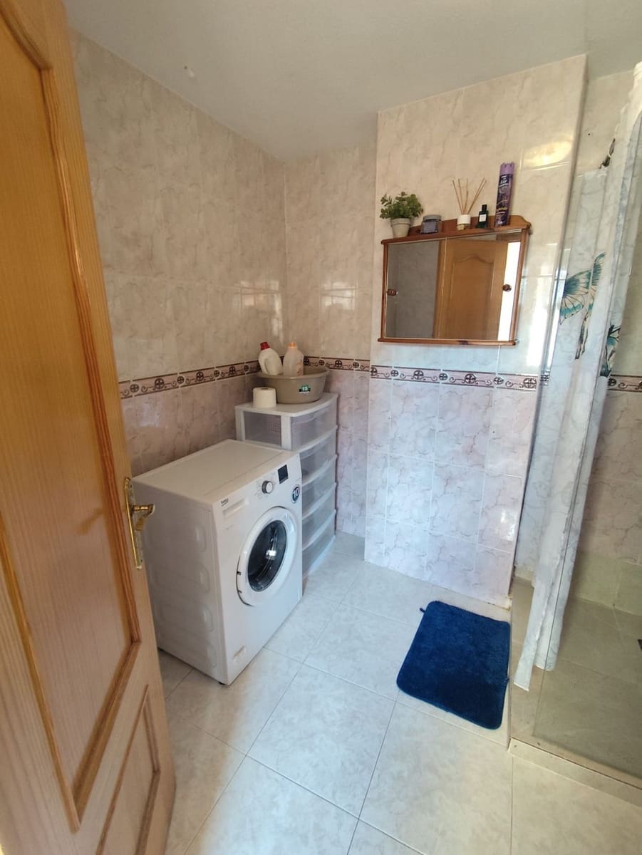 7 Zimmer Villa zu verkaufen in San Miguel de Salinas - 249.000 € (Ref: 9643608)