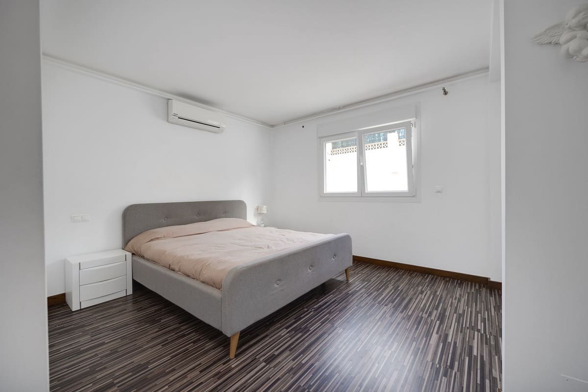 4 makuuhuone Huvila myytävänä paikassa Ciudad Quesada - 549 000 € (Ref: 9643609)