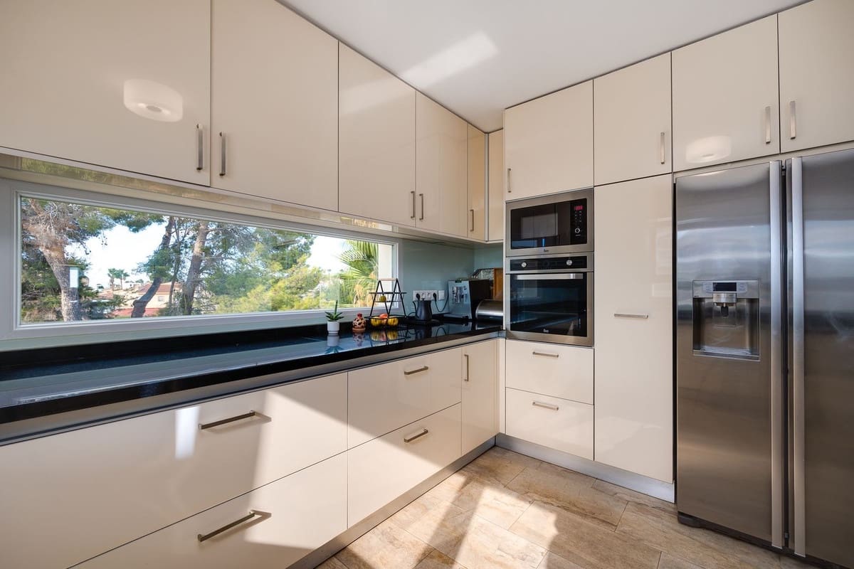 4 makuuhuone Huvila myytävänä paikassa Ciudad Quesada - 549 000 € (Ref: 9643609)