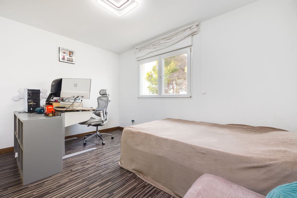 4 makuuhuone Huvila myytävänä paikassa Ciudad Quesada - 549 000 € (Ref: 9643609)