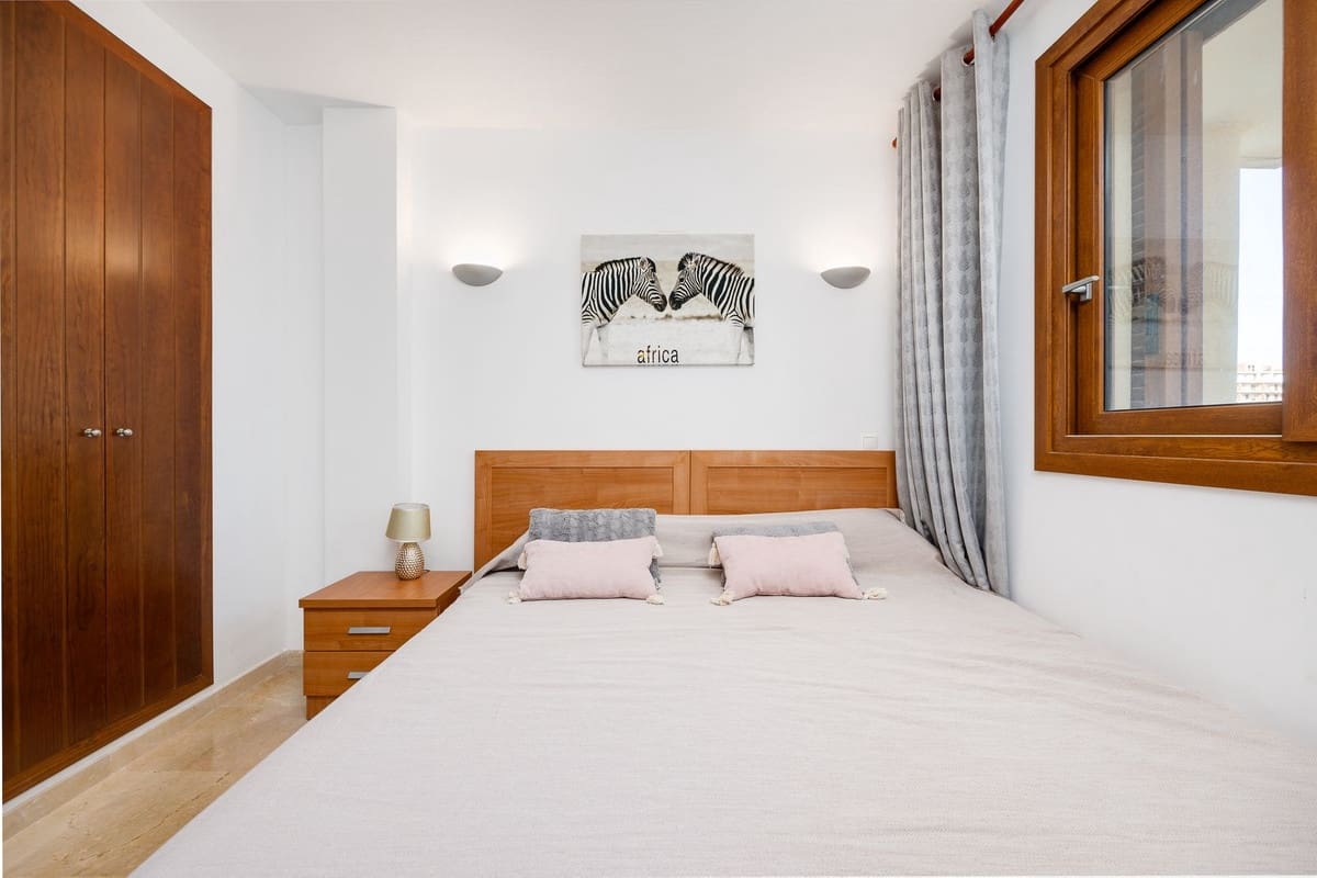 2 slaapkamer Penthouse te koop in Orihuela Costa - € 282.000 (Ref: 9643610)