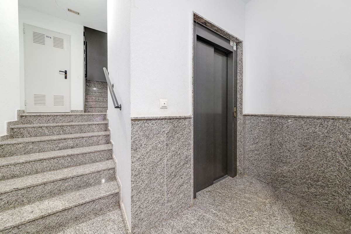 3 soverom Leilighet til salgs i Torrevieja - € 209 000 (Ref: 9643611)