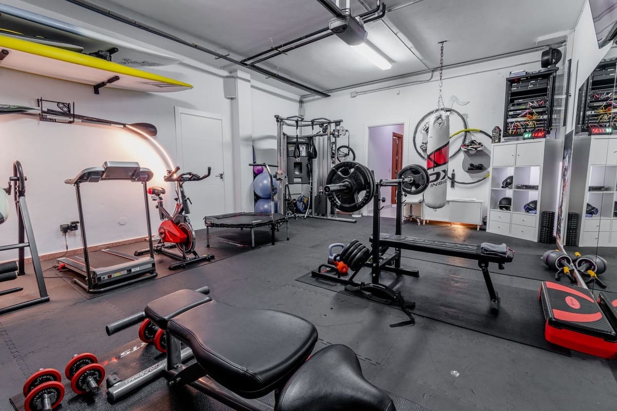 5 slaapkamer Villa te koop in Benahavis - € 2.750.000 (Ref: 9646493)