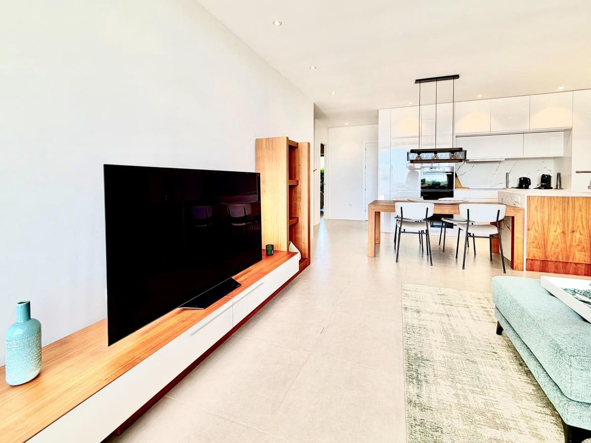 2 quarto Apartamento para venda em Las Colinas Golf - 415 000 € (Ref: 9646495)