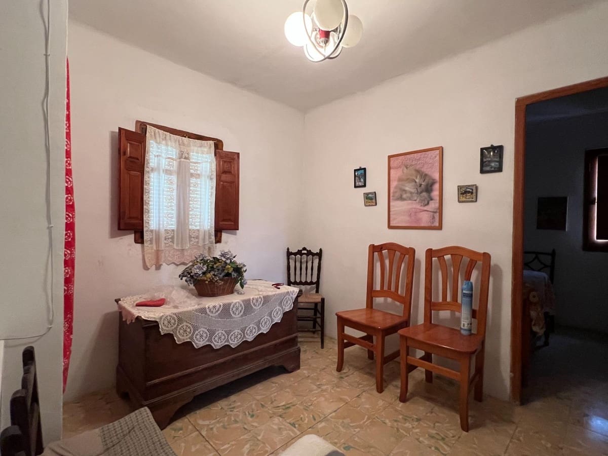 4 bedroom Villa for sale in Calpe / Calp - € 399,000 (Ref: 9646497)