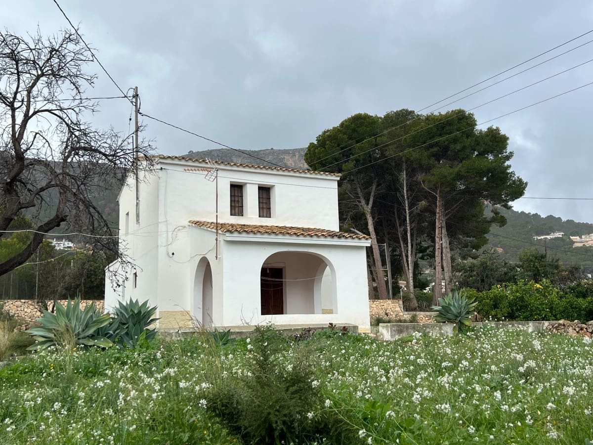 4 bedroom Villa for sale in Calpe / Calp - € 399,000 (Ref: 9646497)