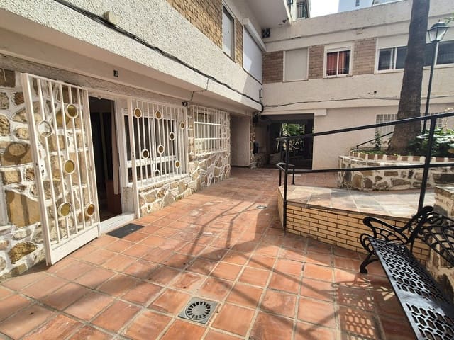 2 sypialnia Apartament na sprzedaż w Los Boliches , Fuengirola z garażem - 290 000 € (Ref: 9646498)