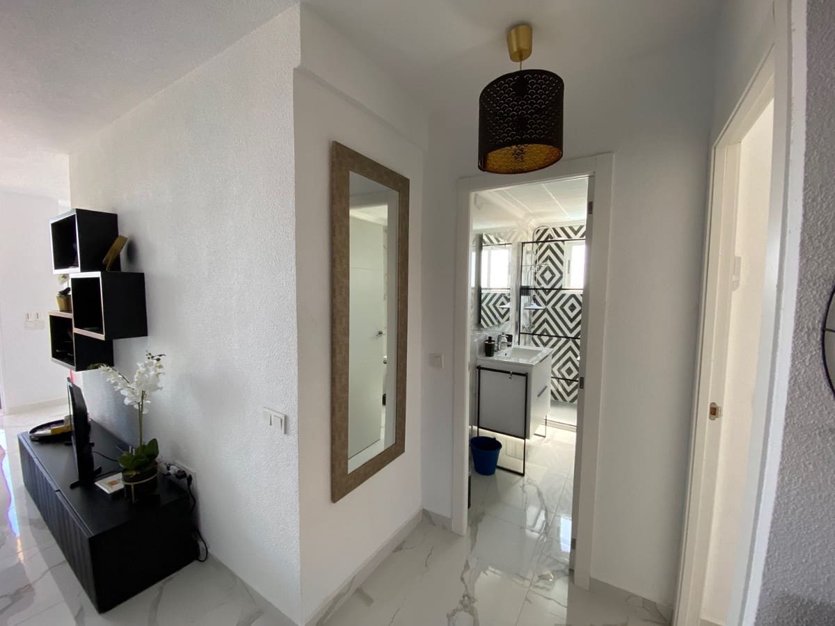 Apartamento de 2 habitaciones en Orihuela Costa en venta - 217.500 € (Ref: 9646499)