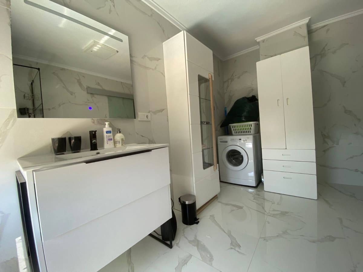 Apartamento de 2 habitaciones en Orihuela Costa en venta - 217.500 € (Ref: 9646499)