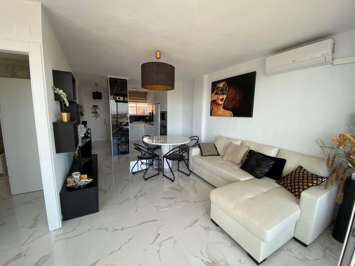 Apartamento de 2 habitaciones en Orihuela Costa en venta - 217.500 € (Ref: 9646499)