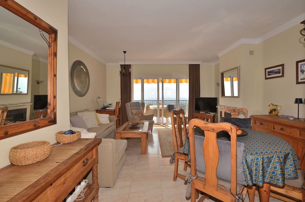 2 bedroom Townhouse for sale in Mijas with garage - € 369,000 (Ref: 9646502)