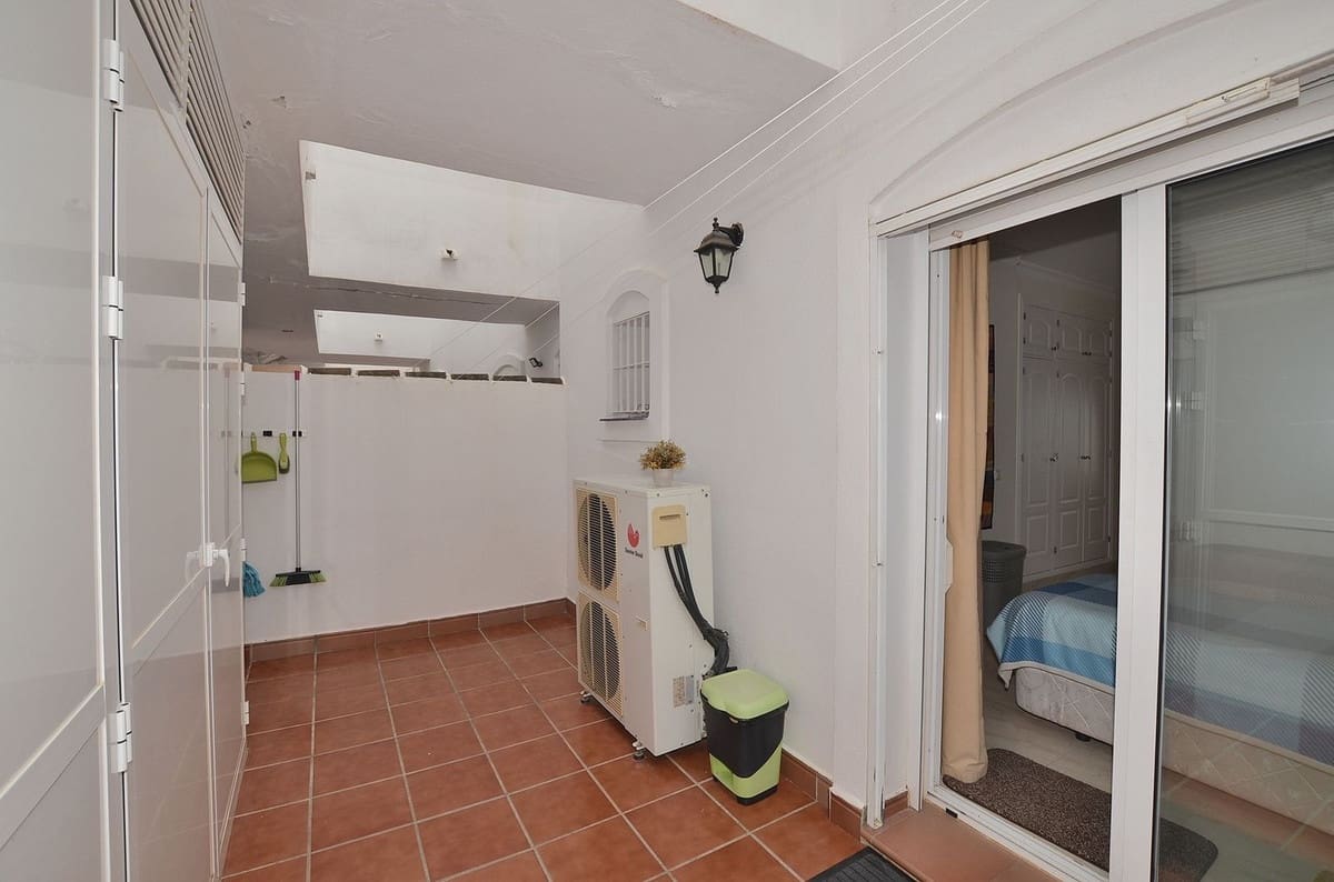 2 bedroom Townhouse for sale in Mijas with garage - € 369,000 (Ref: 9646502)