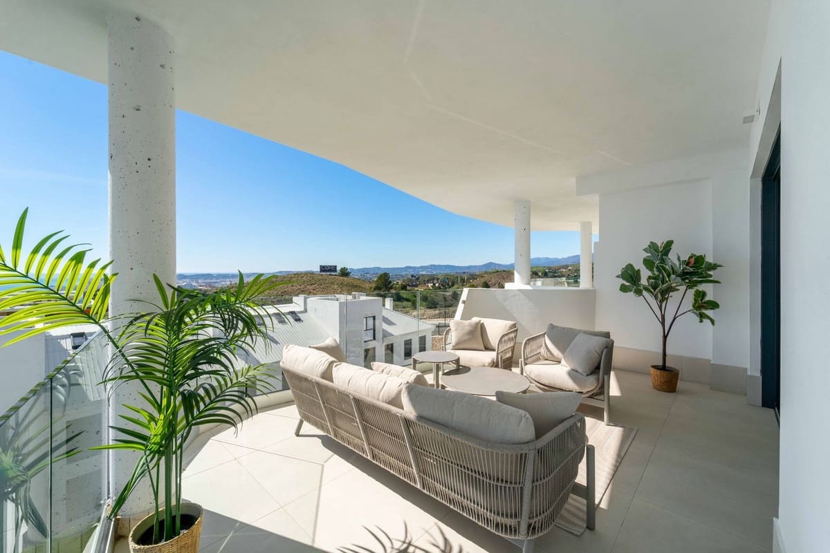 3 slaapkamer Appartement te koop in Fuengirola met garage - € 699.000 (Ref: 9646503)