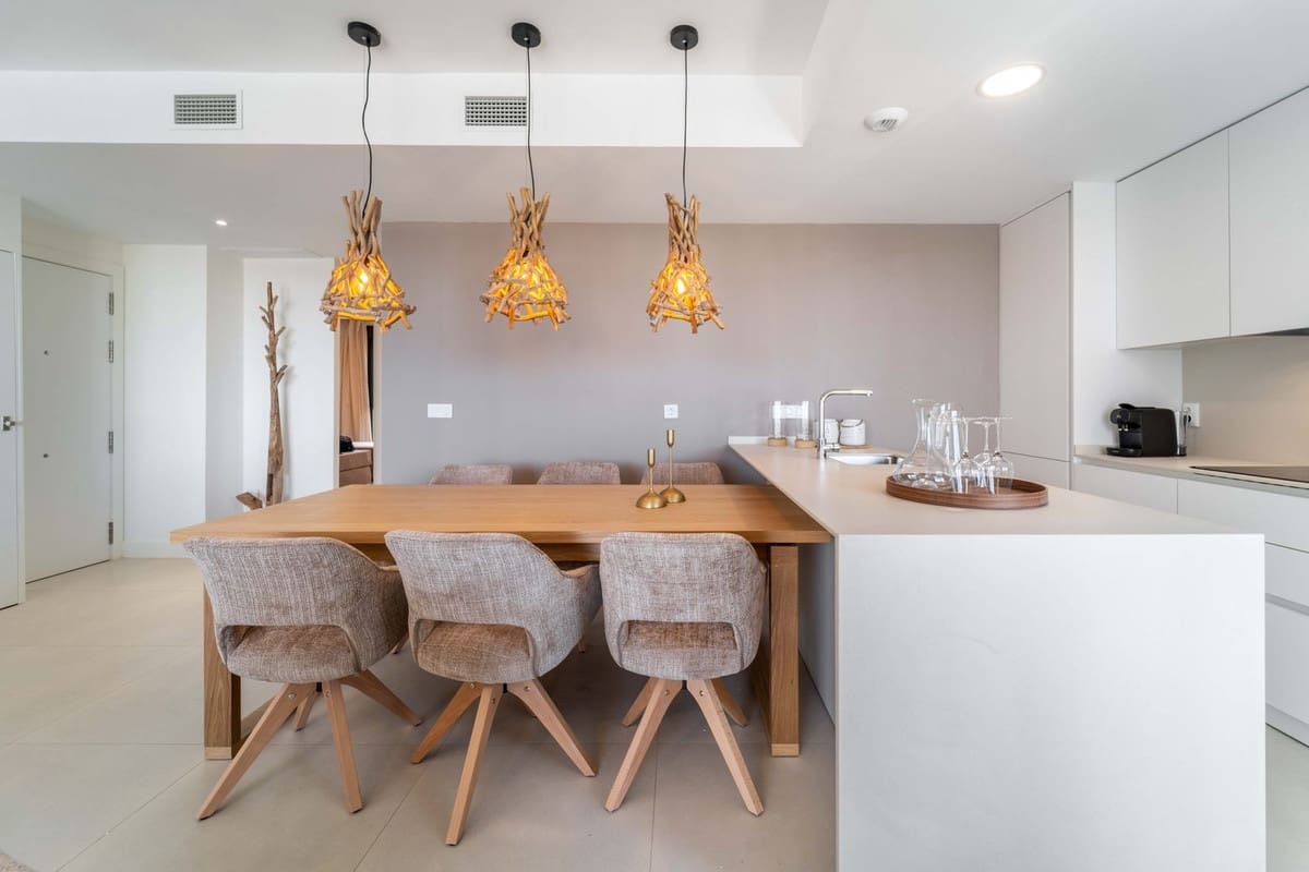 3 slaapkamer Appartement te koop in Fuengirola met garage - € 699.000 (Ref: 9646503)