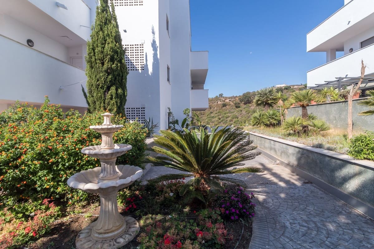 3 sovrum Lägenhet till salu i Manilva med garage - 450 000 € (Ref: 9646505)