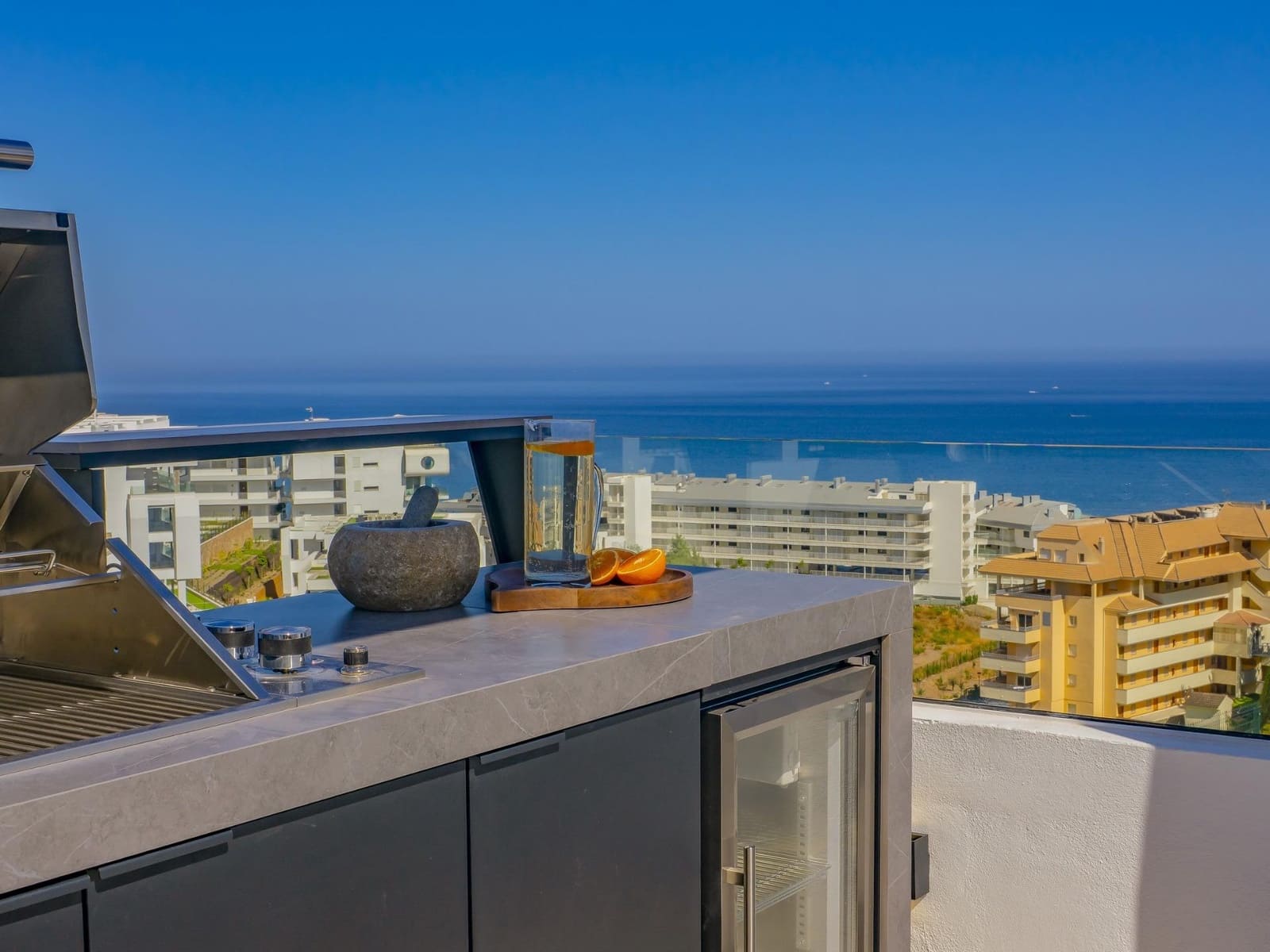 4 bedroom Townhouse for sale in Fuengirola - € 1,300,000 (Ref: 9646612)