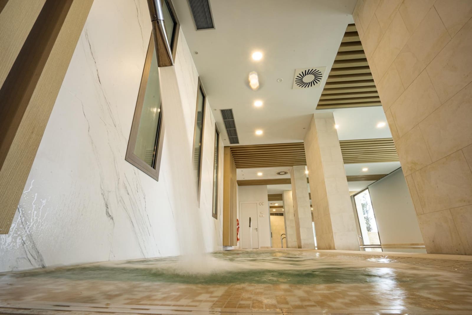 2 soverom Leilighet til salgs i Benahavis - € 1 199 000 (Ref: 9646645)