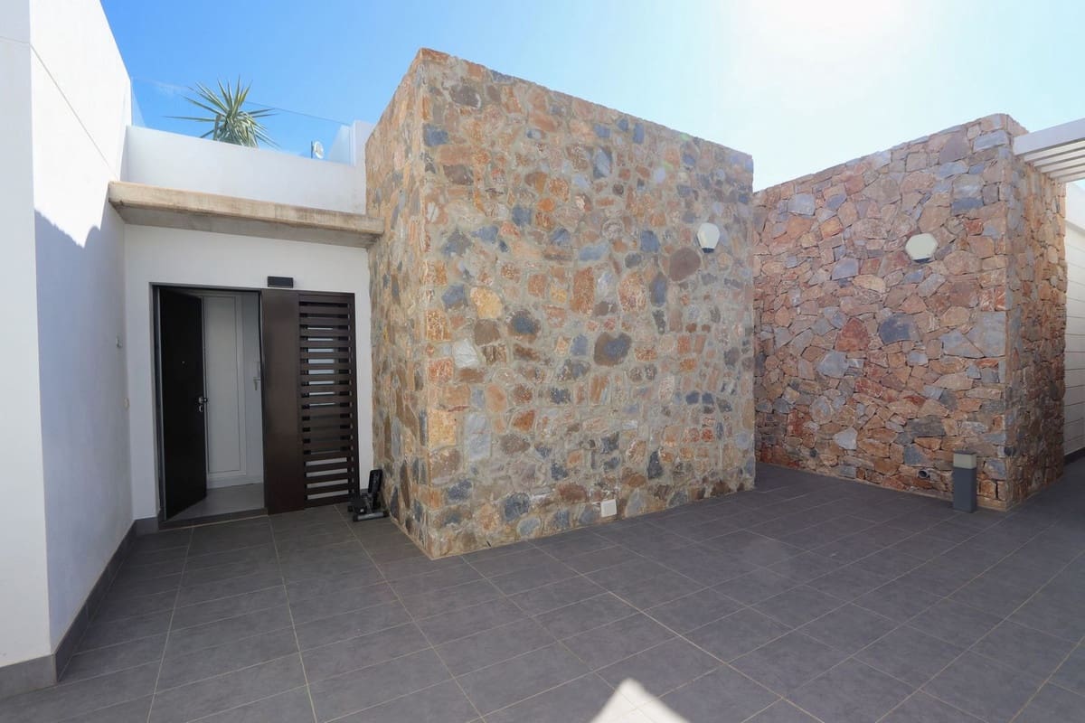 3 slaapkamer Villa te koop in Orihuela Costa - € 360.000 (Ref: 9650944)