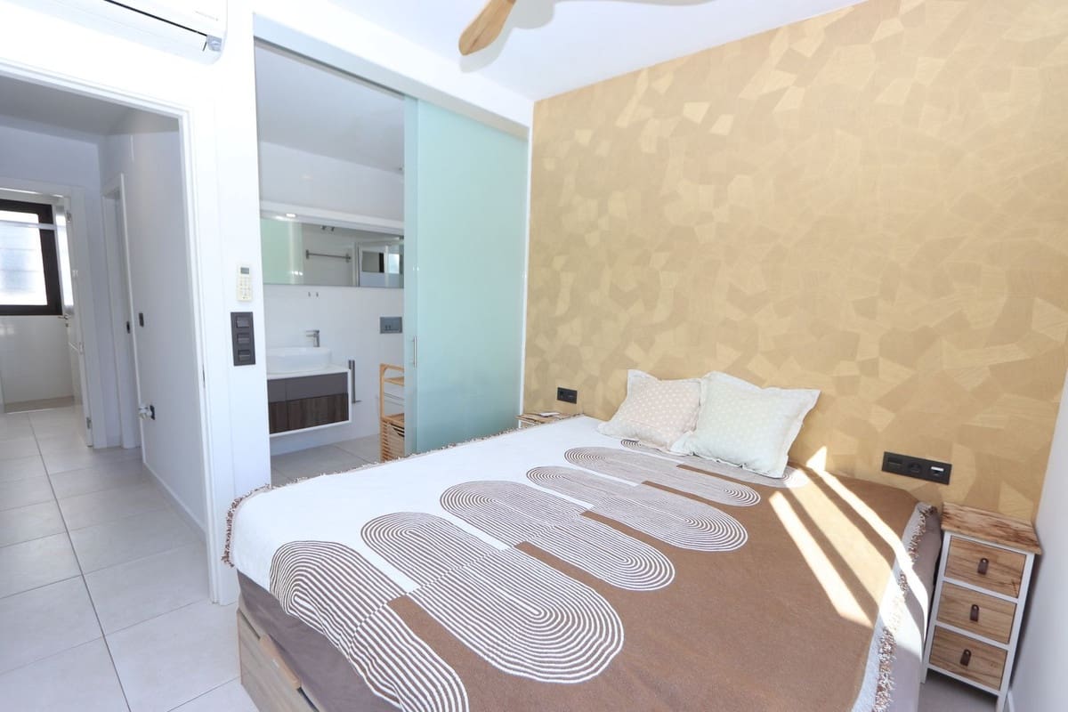 3 slaapkamer Villa te koop in Orihuela Costa - € 360.000 (Ref: 9650944)