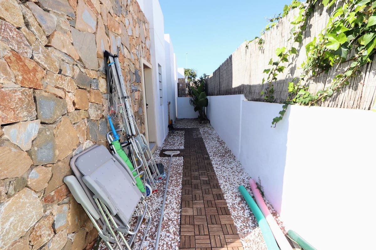 3 slaapkamer Villa te koop in Orihuela Costa - € 360.000 (Ref: 9650944)