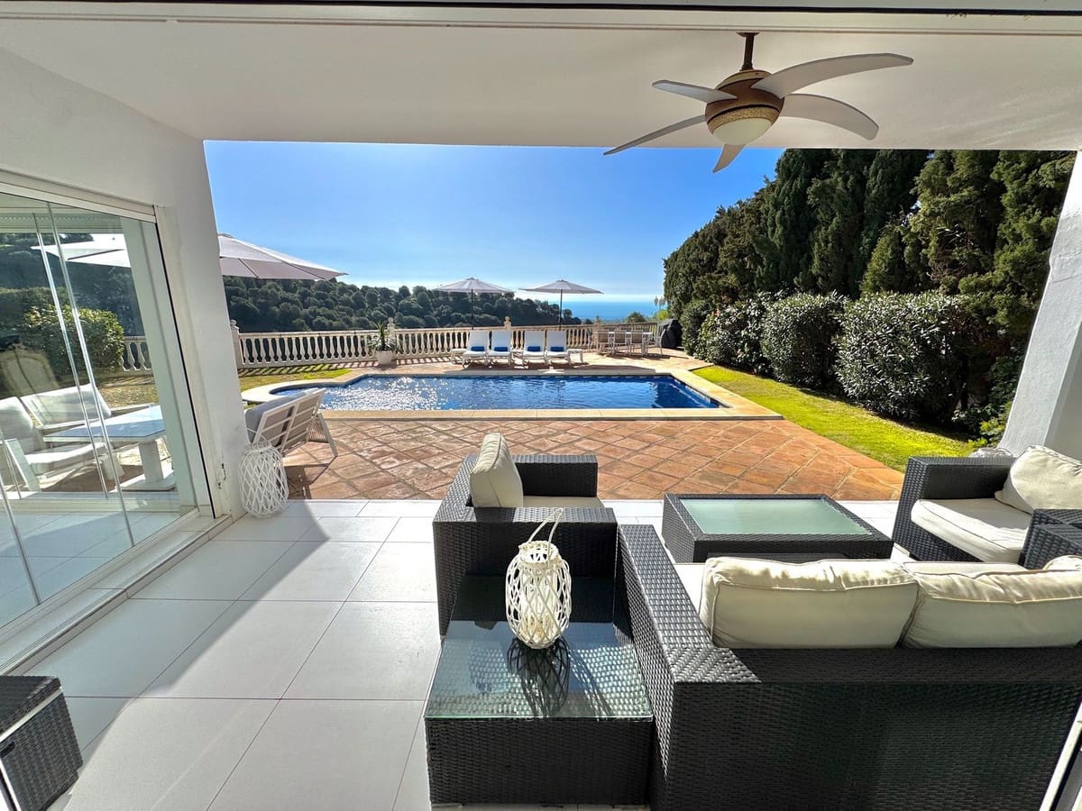 5 camera da letto Villa in vendita in Calahonda - 1.100.000 € (Rif: 9650946)