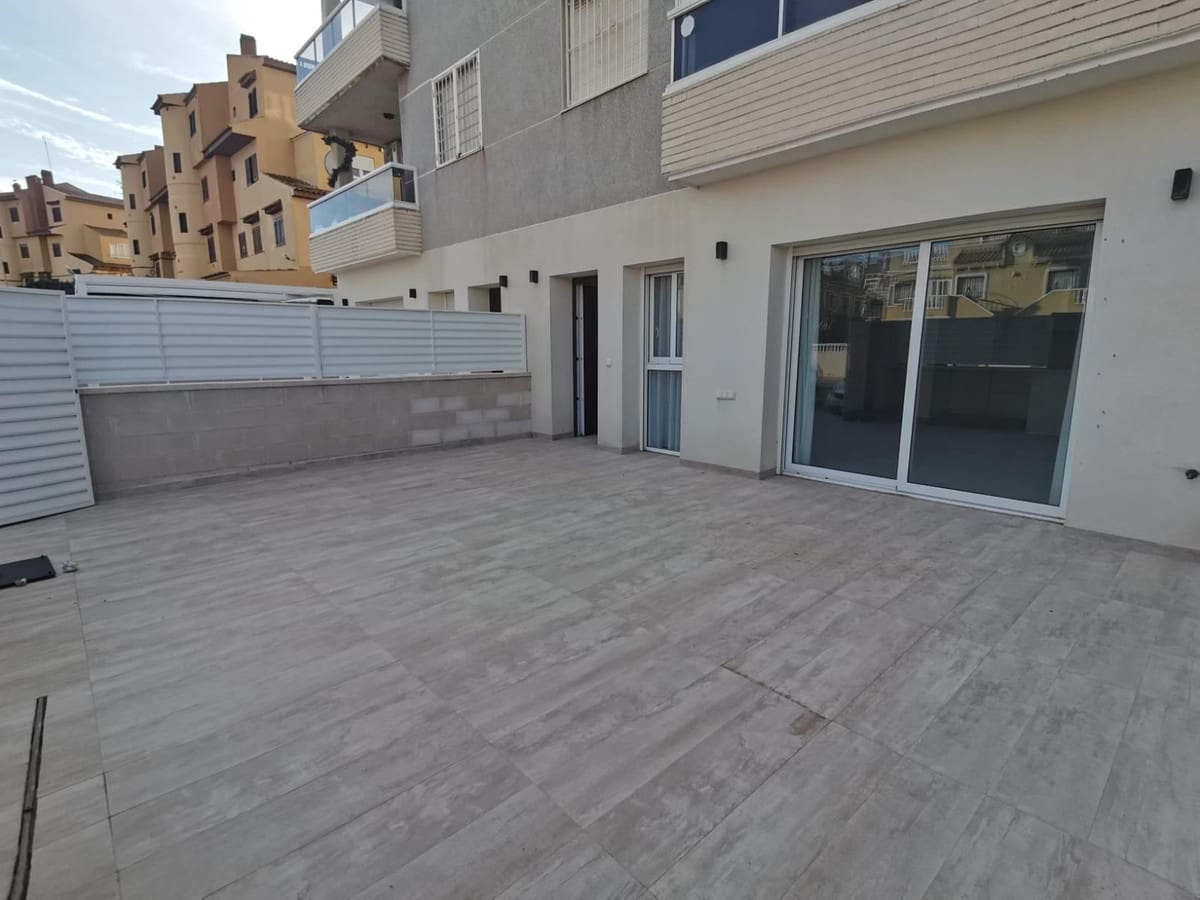 3 sypialnia Apartament na sprzedaż w Torrevieja - 370 000 € (Ref: 9650947)